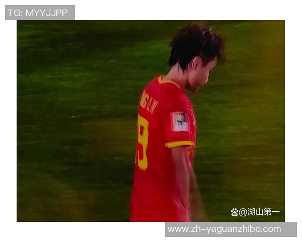 胡歌主演的足球题材电视剧揭示运动员背后的奋斗与梦想